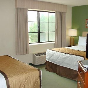 Studio 2 Queen Beds Non-Smoking